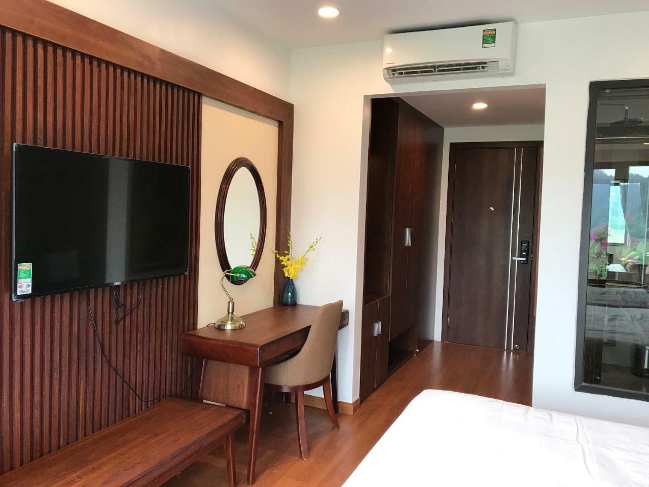 Liberty Hall Tam Coc Hotel & Villa Нин Бин Екстериор снимка