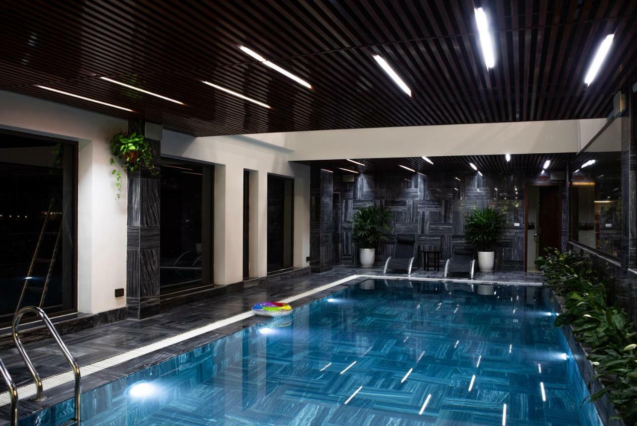 Liberty Hall Tam Coc Hotel & Villa Нин Бин Екстериор снимка