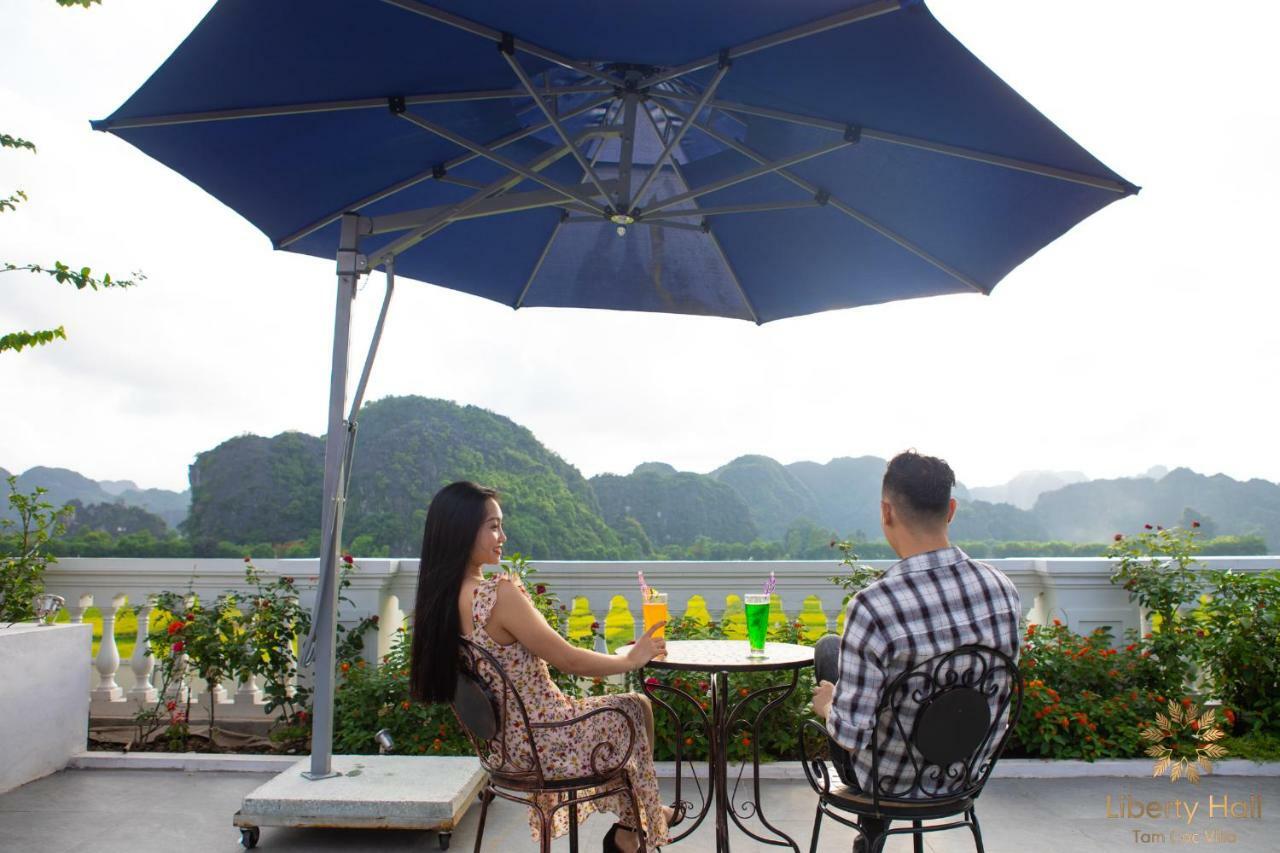 Liberty Hall Tam Coc Hotel & Villa Нин Бин Екстериор снимка
