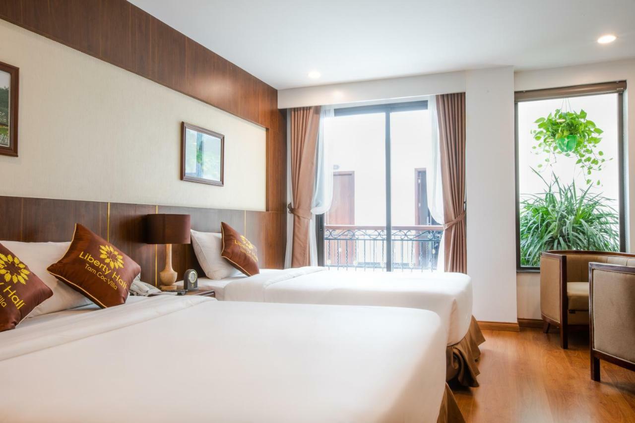 Liberty Hall Tam Coc Hotel & Villa Нин Бин Екстериор снимка